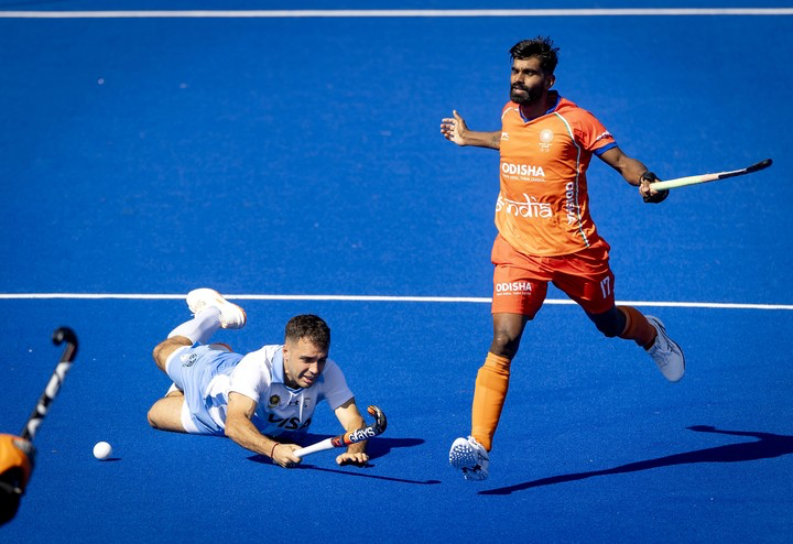 Los Leones vencieron a India y esperan por la clasificación a semifinales del Mundial